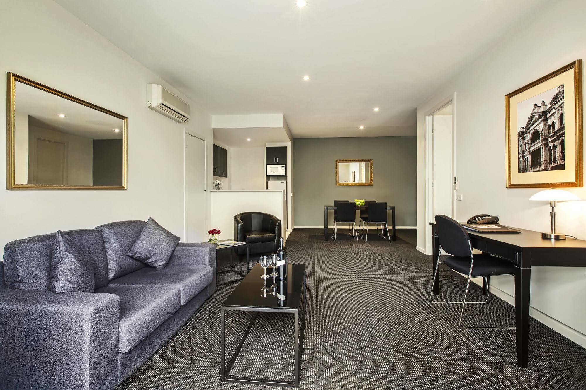 Aparthotel Quest Prahran Melbourne City Exterior foto